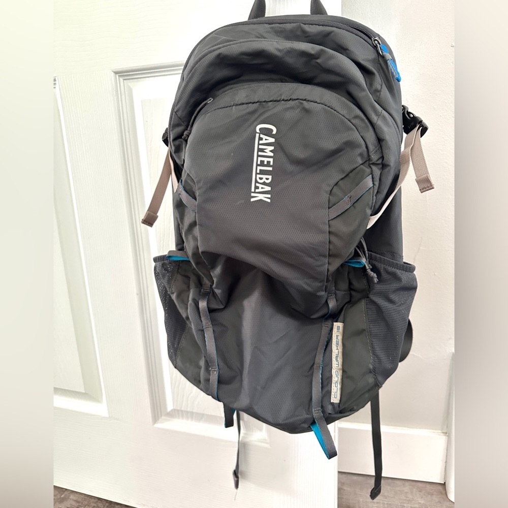 Camelbak Cloud Walker 18 Hydration Pack without bladder